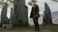 Jeremy Irvine portrays Henry in Outlander: Blood of My Blood season 1 (Image via Instagram/@outlander_starz)